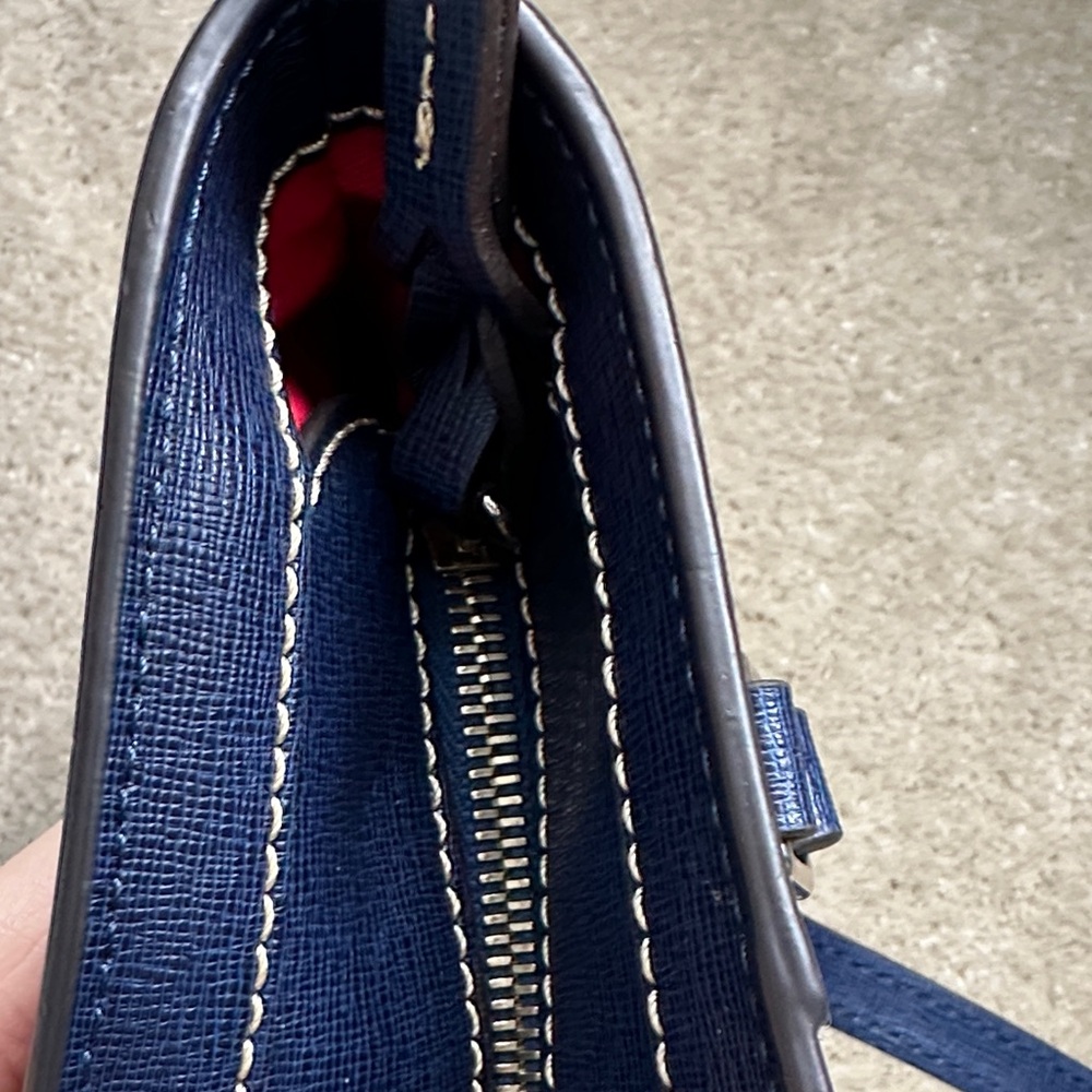 Dooney & Bourne Gorgeous Navy Blue Leather Tote Bag - Picture 7 of 10